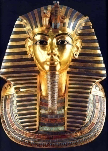 تندیس توتانخامون در موزه مصر