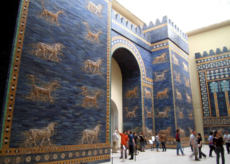  دروازه بازسازی شده ایشتر بابل در موزه برلین