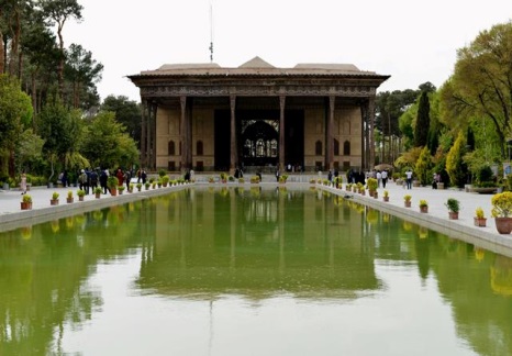 کاخ چهلستون- اصفهان