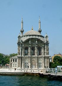 مسجد Ortakoy استانبول
