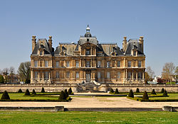 کاخ Chateau de Maisons فرانسه